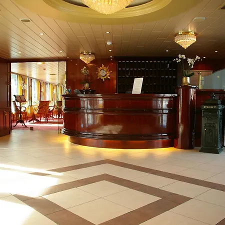 Úszó hotel Fairtours Hotelschiff Rhein Prinzessin**** *