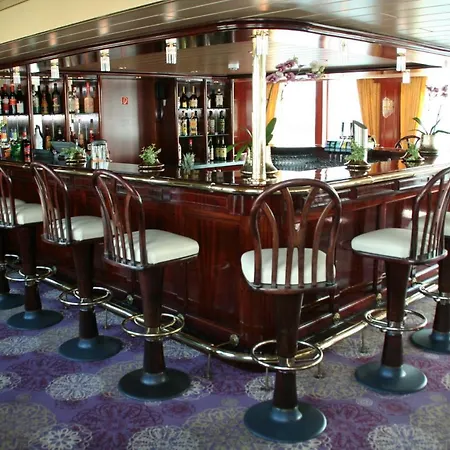 Fairtours Hotelschiff Rhein Prinzessin**** Botel Frankfurt am Main