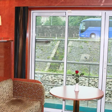 Fairtours Hotelschiff Rhein Prinzessin**** Frankfurt am Main